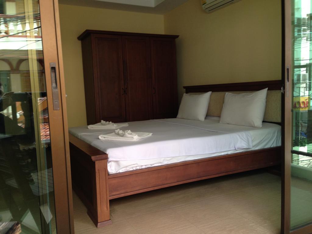 Tropicoza Pansiyon Patong Oda fotoğraf